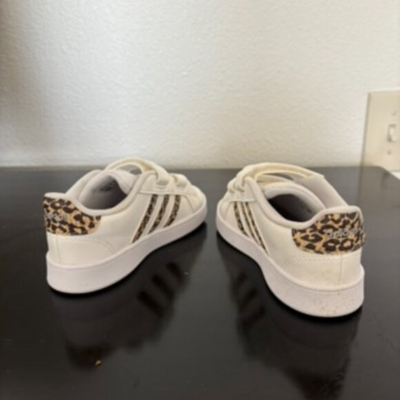 Toddler Girl Adidas Shoes Never Worn - Picture 4 of 9